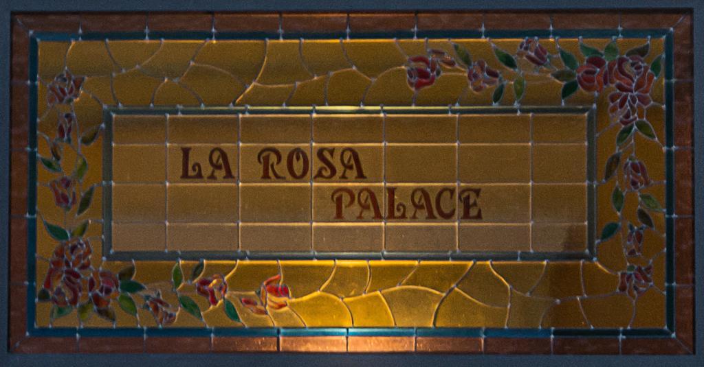 Hotel La Rosa Ronta Ngoại thất bức ảnh