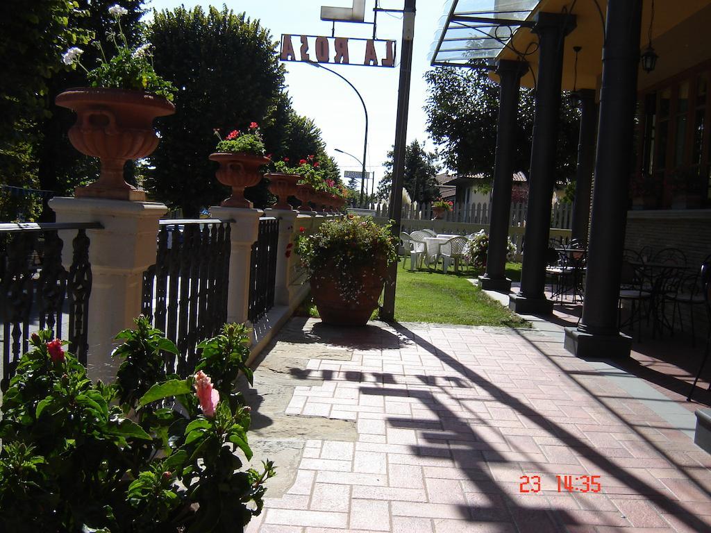 Hotel La Rosa Ronta Ngoại thất bức ảnh