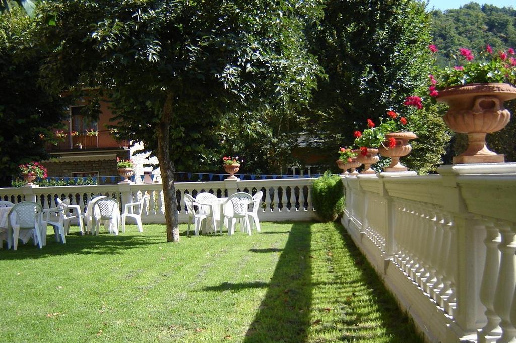 Hotel La Rosa Ronta Ngoại thất bức ảnh